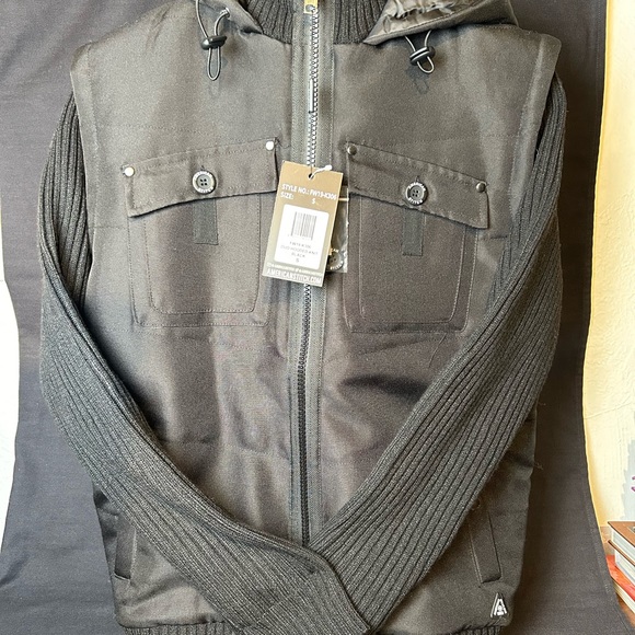 AMERICAN STITCH Jacket with Hoodie and Knit Sleeves. - Picture 8 of 11